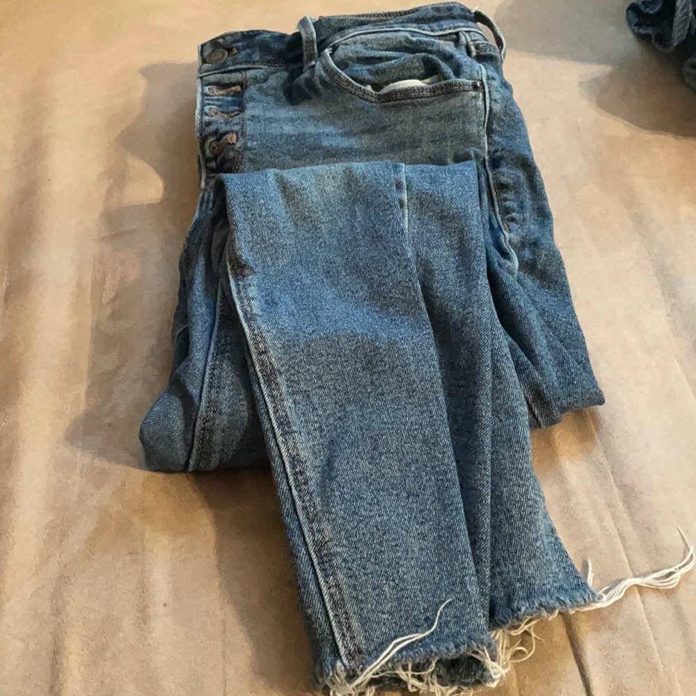Old navy button fly raw hem jeggings